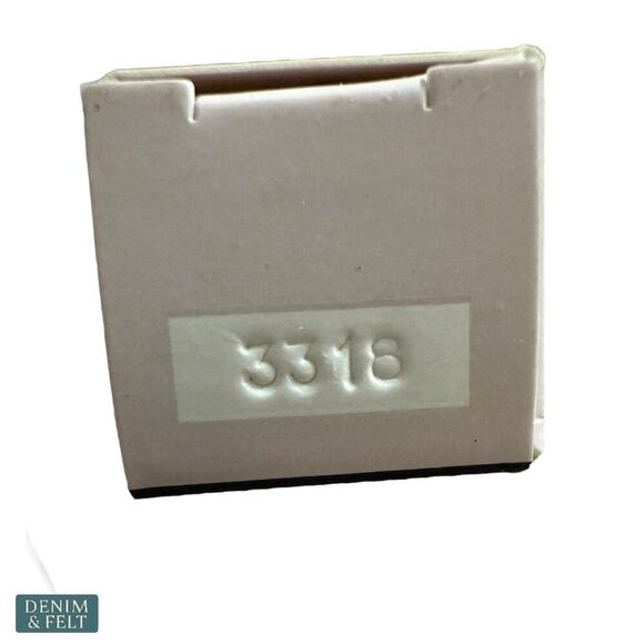 Kylie Cosmetics Kylash Volume Mascara Extra Black 0.41oz Clean Vegan Formula NEW - Picture 16 of 16